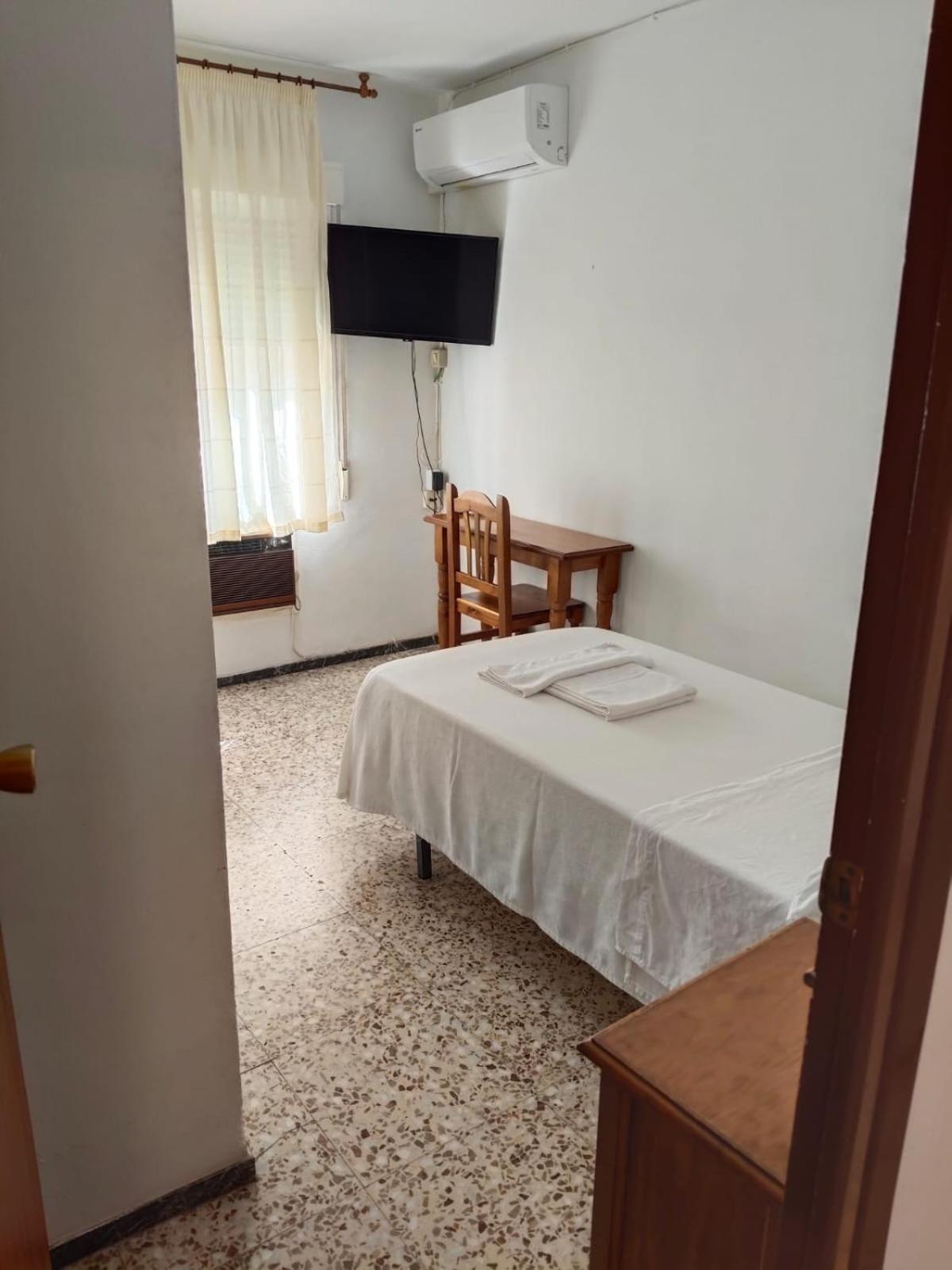 Hostal Residencia Pasaje Новелда Екстериор снимка